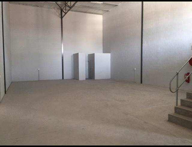 228M² FACTORY TO LET IN MAITLAND